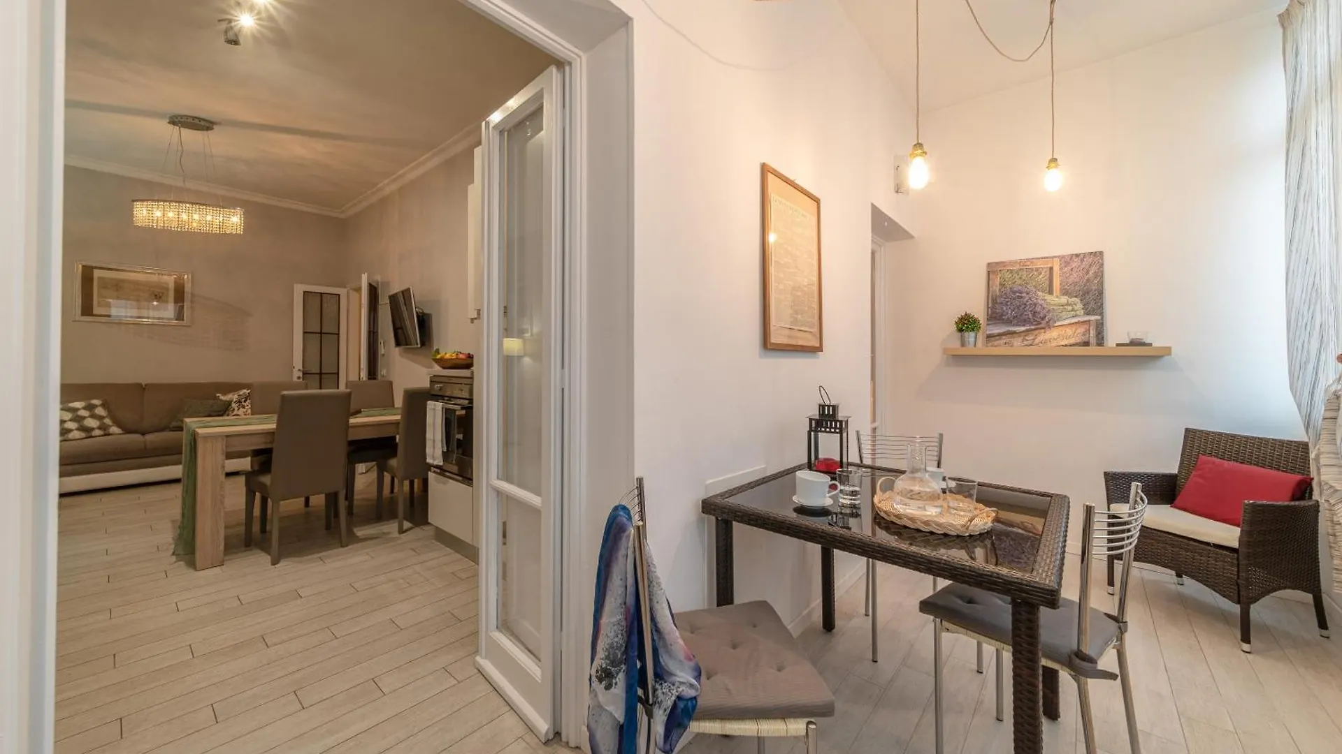 Courtyard Nest Apartment Florence