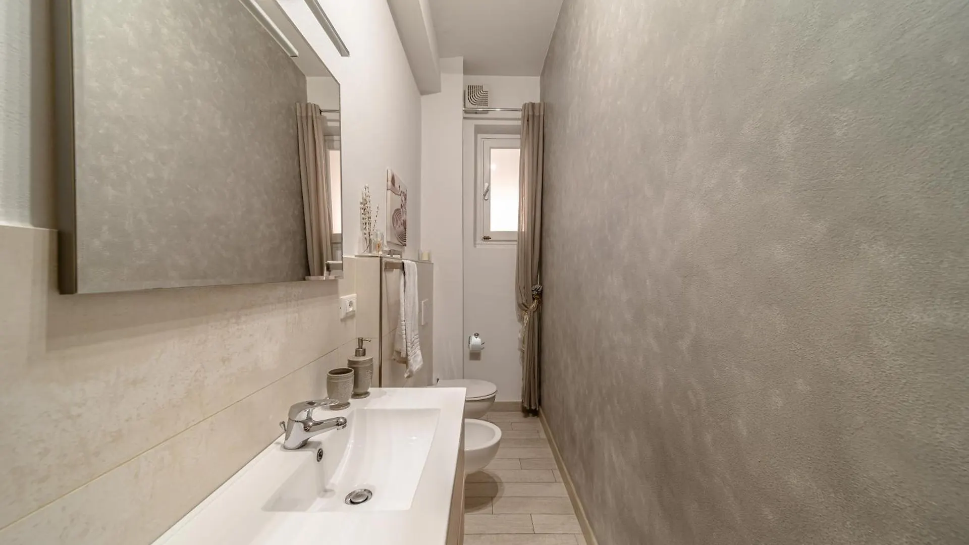 Courtyard Nest Apartment Florence
