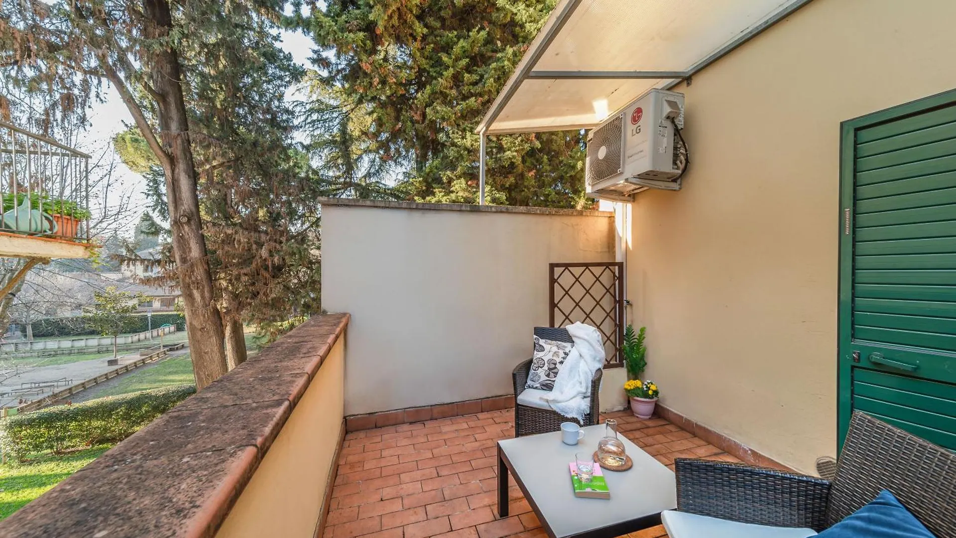 Courtyard Nest Apartment Florence 0*,  Italy